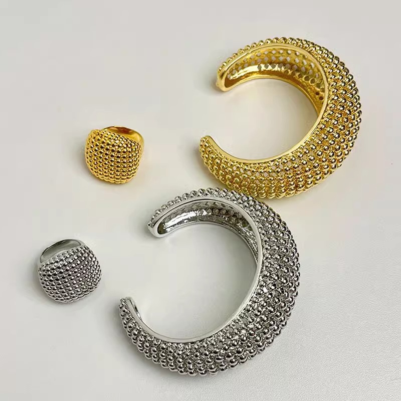 Luxury Bead Texture Open Cuff  - Minimalist Ring Stackable 评论和价格