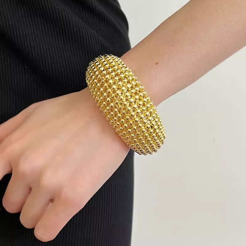 Luxury Bead Texture Open Cuff  - Minimalist Ring Stackable 评论和价格