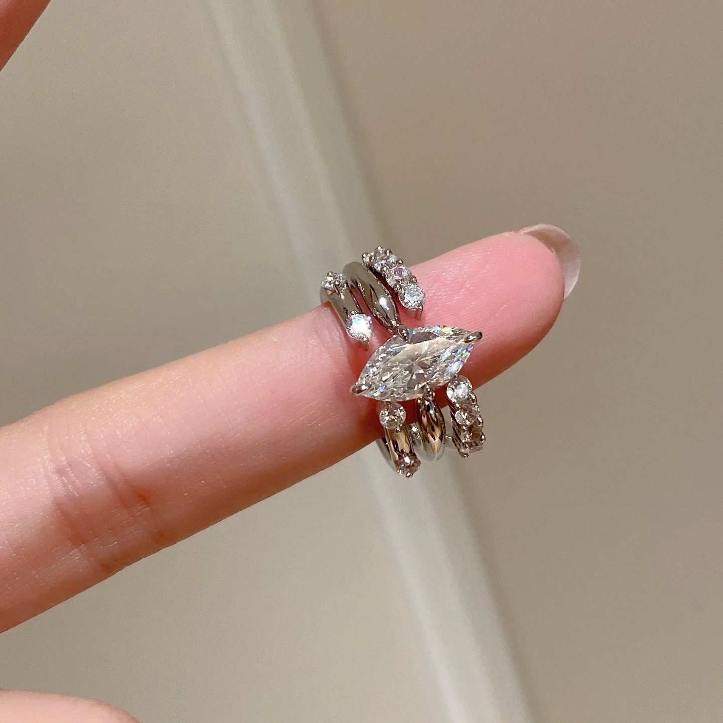 Minimalist Style Three in One  - Minimalist Ring Stackable 评论和价格